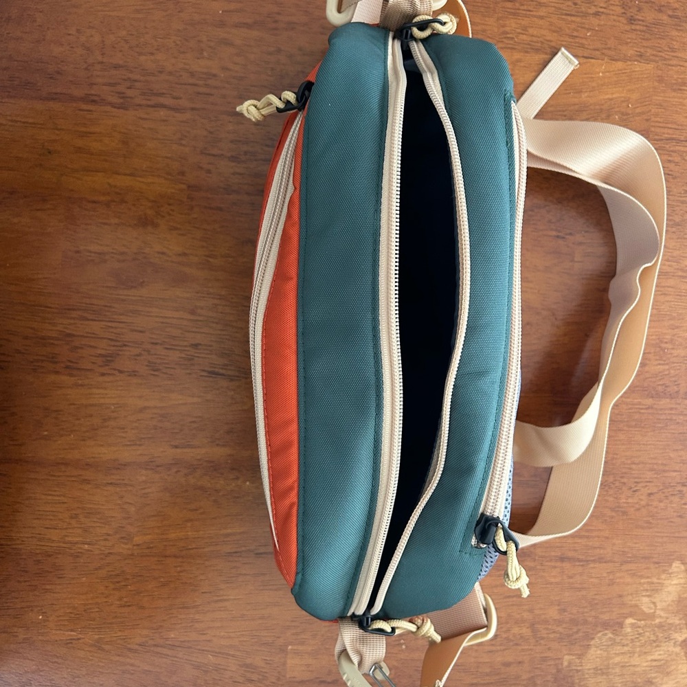 L.L. Bean Continental Waist Pack Orange and Green - Picture 2 of 3